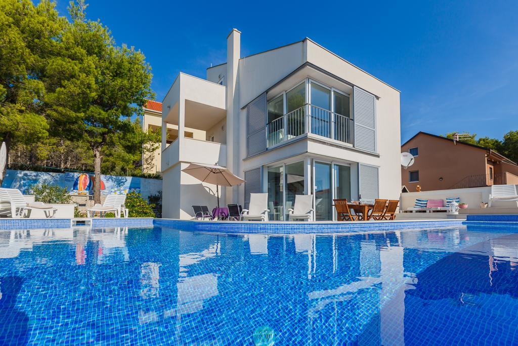 מילנה Villa Casabianca מראה חיצוני תמונה